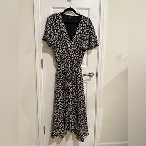 Chic Black and White Floral Midi Dress